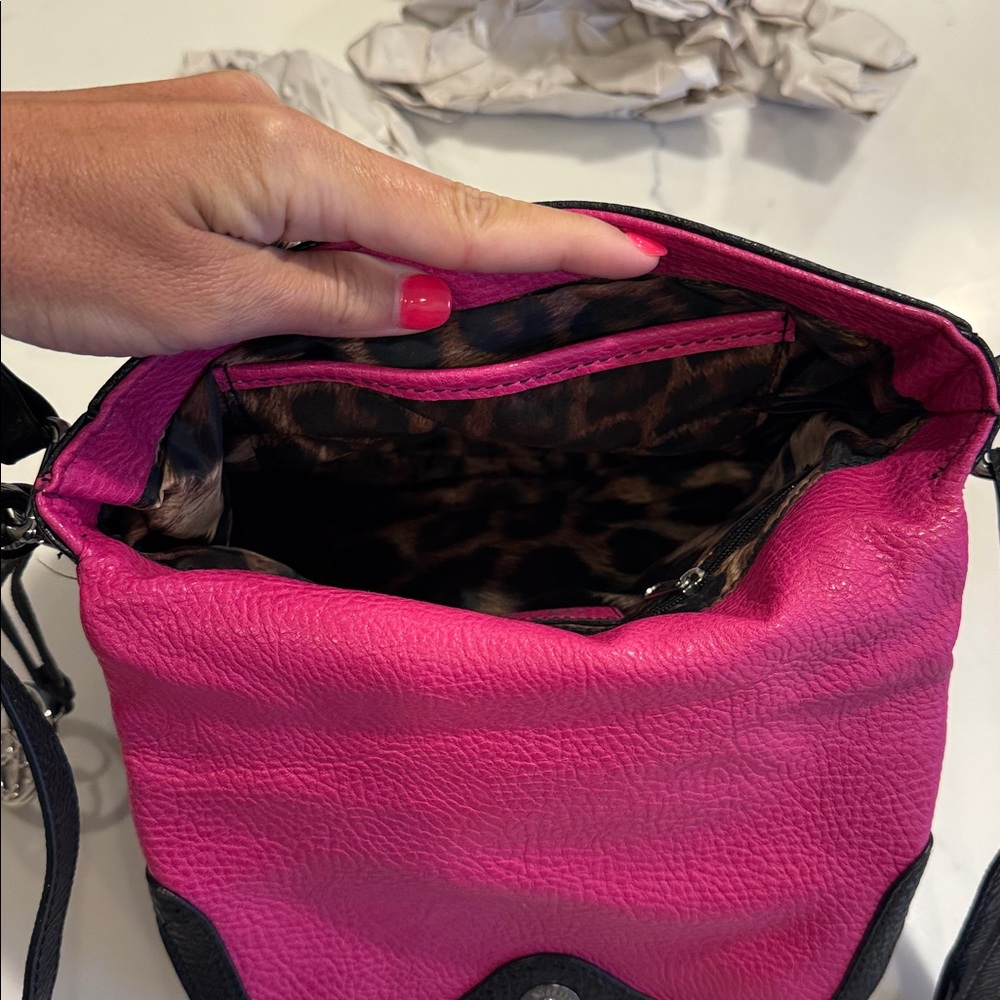 Jessica Simpson Vibrant Pink and Sleek Gray Crossbody Bag - Picture 6 of 7